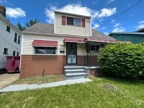Building Photo - 14513 Kingsford Ave