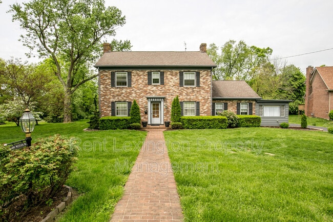 Photo - 149 Westgate Dr House