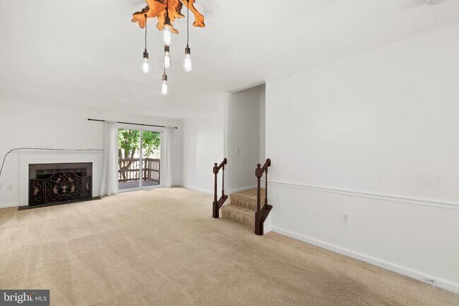 Foto del edificio - 2127 Hutchison Grove Ct
