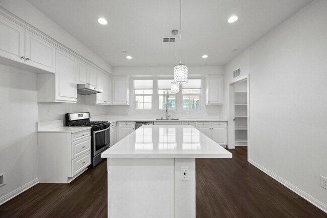 Foto del edificio - 8887 Orangethorpe Ave