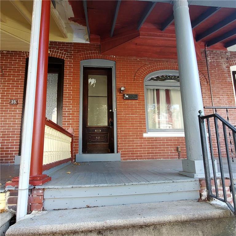 Primary Photo - 37 S 13th St