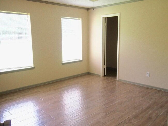 Building Photo - 20729 Marilyn Ln