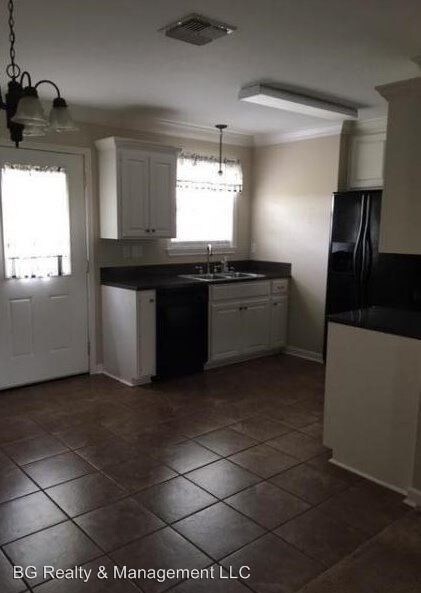 Building Photo - 3 br, 2 bath House - 225 Country Living Dr