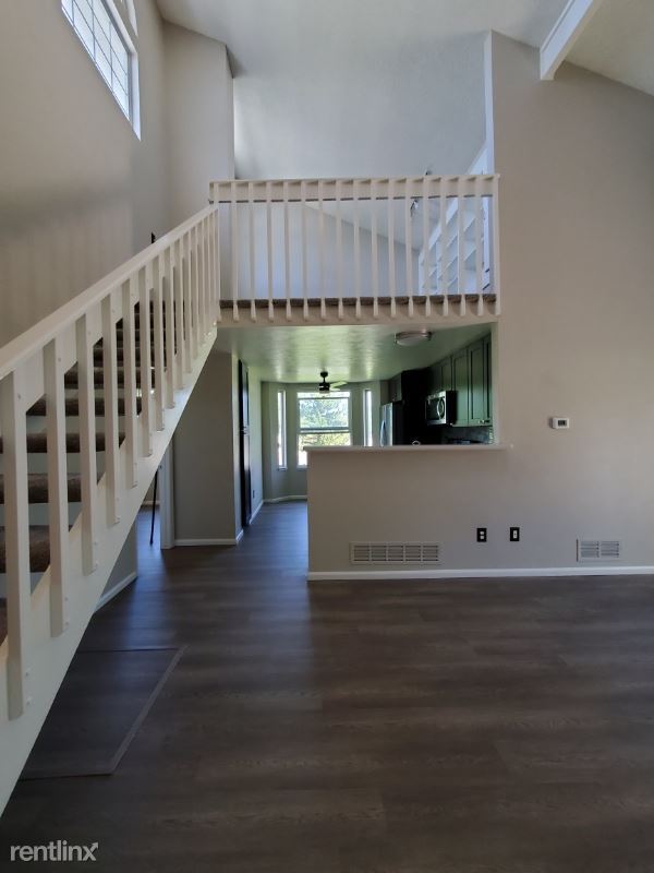 Primary Photo - 2 br, 2 bath Townhome - 9108 West Plymouth...