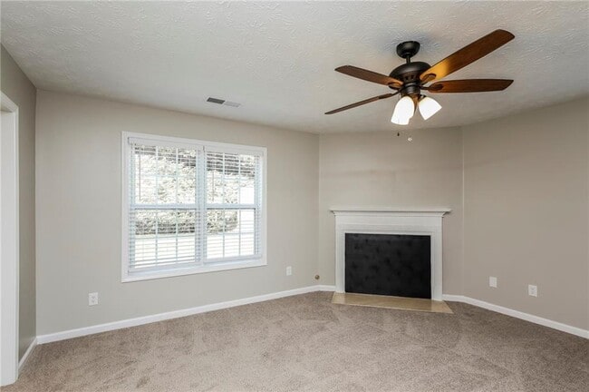 Building Photo - 8040 Paddocks Mill Dr