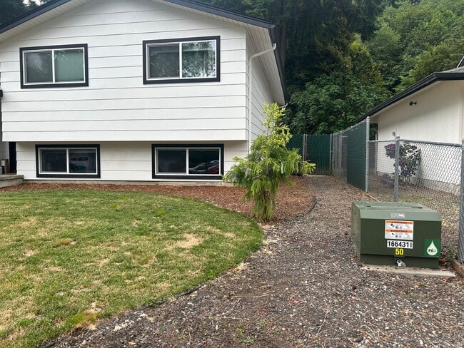 Photo - Beautiful Renovated 1 Bed/ 1 Bath Private Apartment Home Now Available!