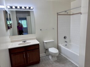 Interior Photo - Merion
