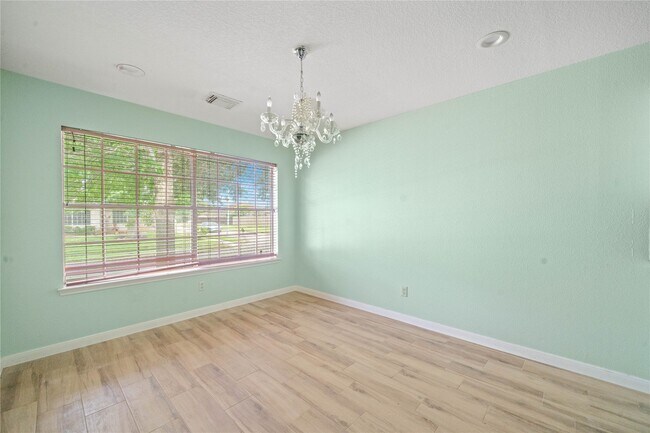 Building Photo - 10950 Linden Gate Dr