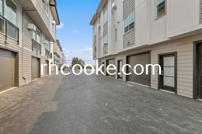 Building Back - Type II - 5th & Conklin Townhomes