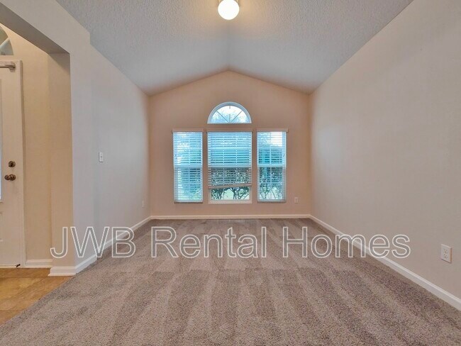 Foto del edificio - 3896 Great Falls Loop