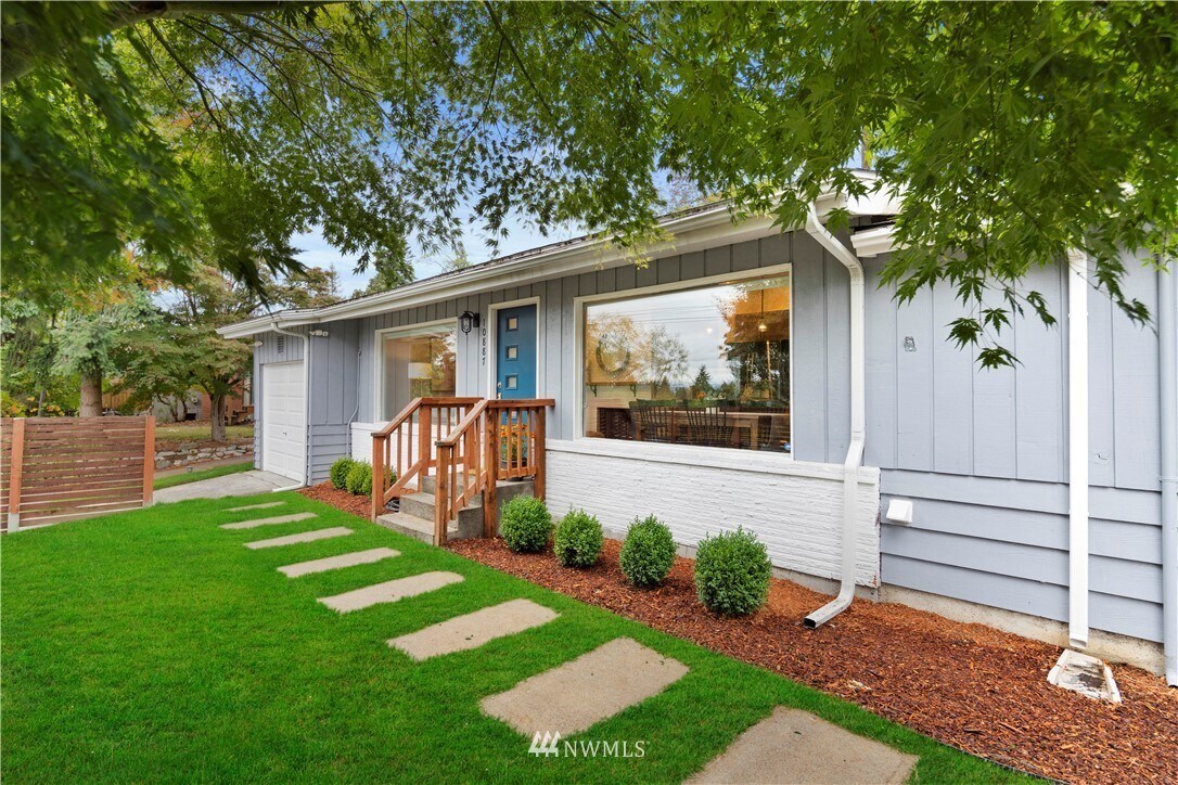 Primary Photo - 10887 6th Ave S