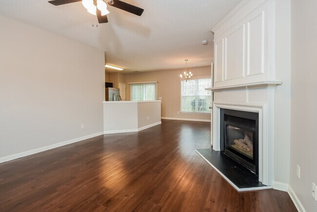 Building Photo - 1302 Timuquana Trail