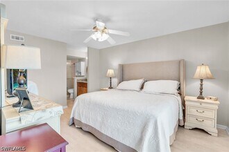 Building Photo - 4640 Chantelle Dr
