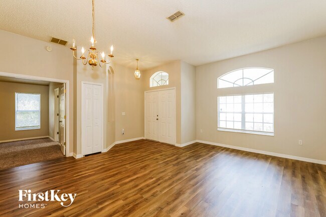 Building Photo - 2411 Dumas Dr