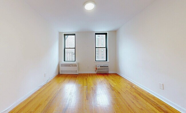 Foto del edificio - First Avenue