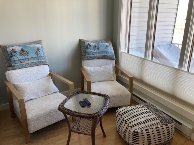 Building Photo - 31 Brown Ave