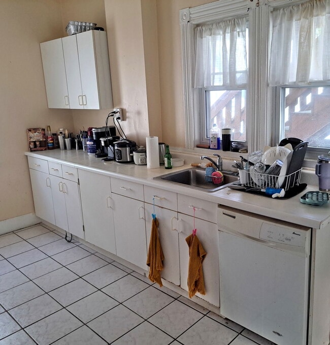 Photo - 3 Washburn Pl Apartment