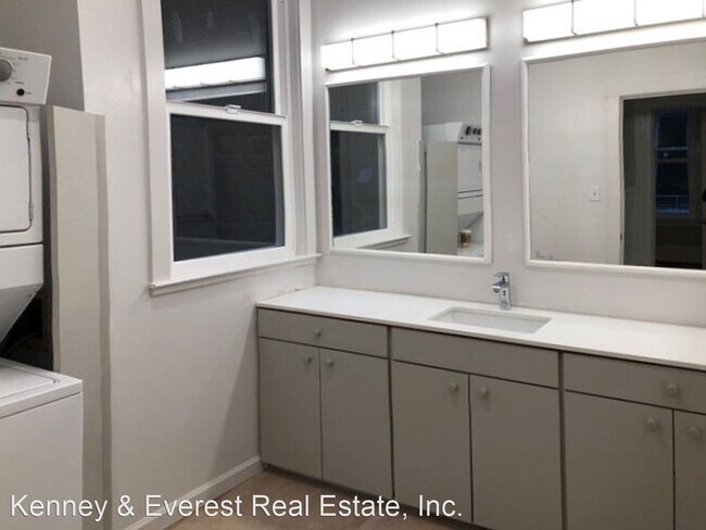 Foto del edificio - 5 br, 3 bath House - 1718 Steiner Street