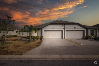 Building Photo - 13335 Crest Lake Dr