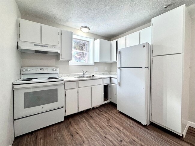 50-58 Walnut Street Unit B2 - 50-58 Walnut Street Unit B2 Apartment