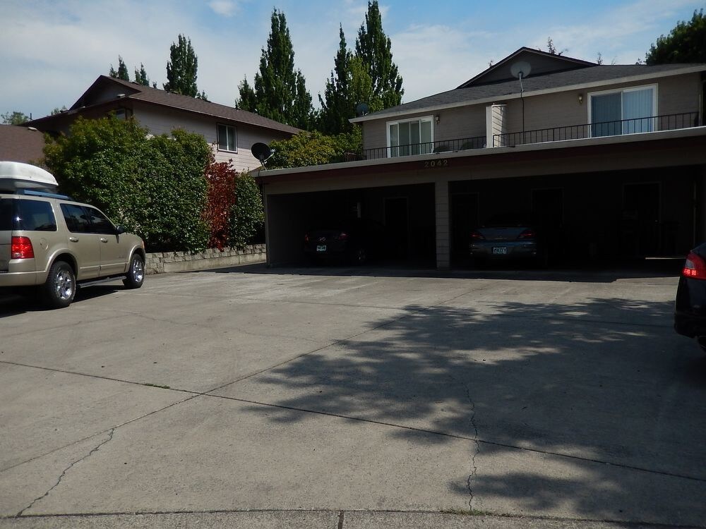 Primary Photo - Northeast Medford Townhome
