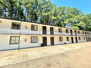 Building Photo - 219 Harrell St