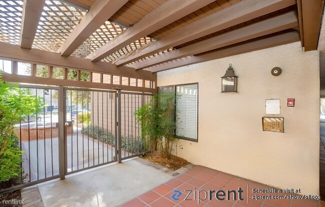 Foto del edificio - 3 br, 2 bath Condo - 15155 Sherman Way, Va...