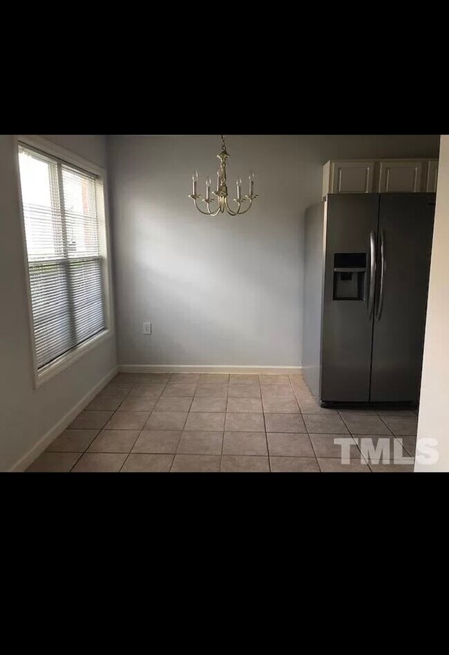 Building Photo - 2500 Huntscroft Ln