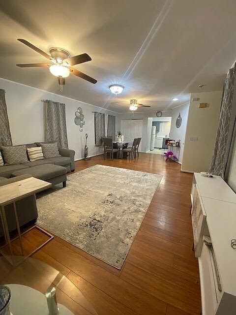 Foto del edificio - 119 Schilling Ln