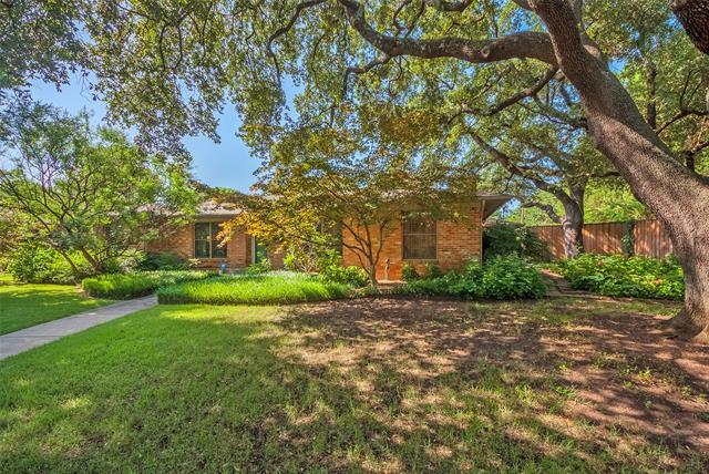 Foto del edificio - 3920 Cobblestone Dr