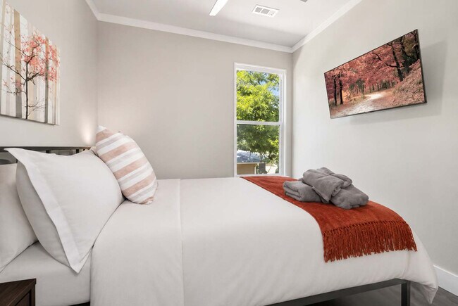 Foto del edificio - 410 SW C St
