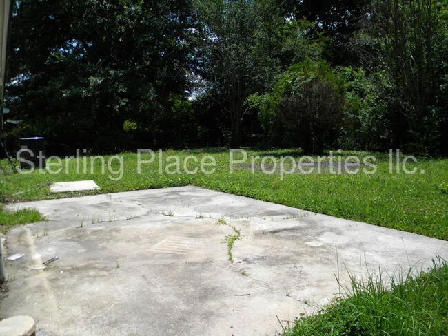 Building Photo - Newly renovated home off Ashley Phosphate Rd.