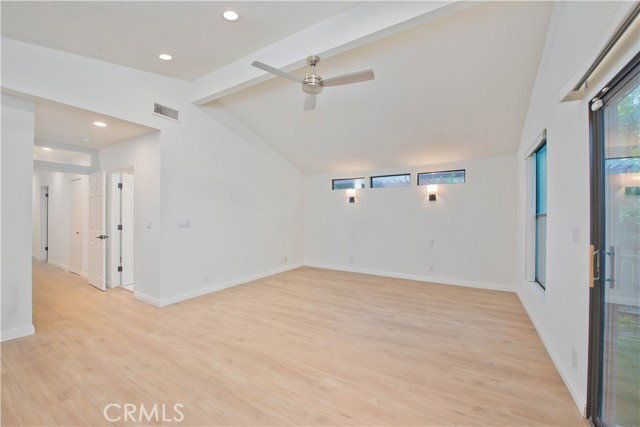 Building Photo - 5106 Enfield Ave