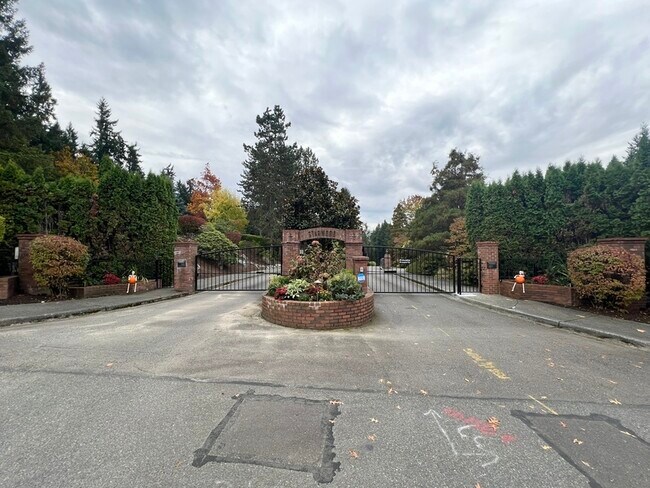 Foto del edificio - 16702 NE 128th St