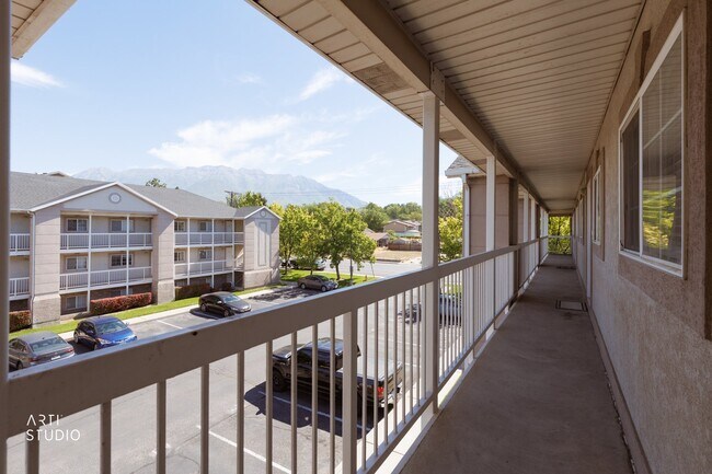 Building Photo - 1227 W 160 N