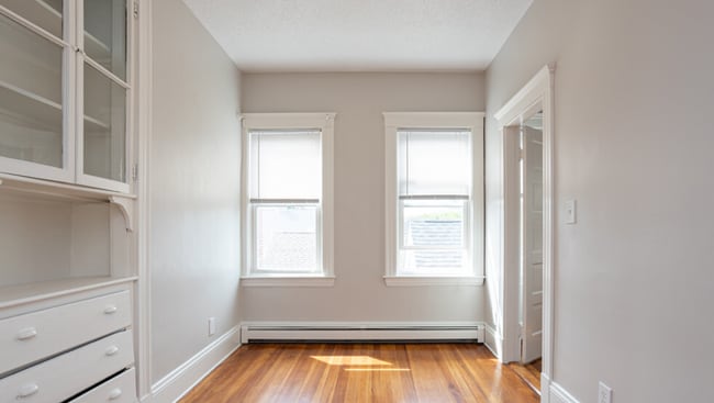 Building Photo - 117 Columbia St