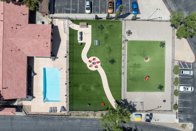 Casa club, piscina para perros, parque - Acacia Gardens