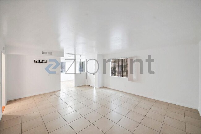 Foto del edificio - 1428 Sepulveda Ave