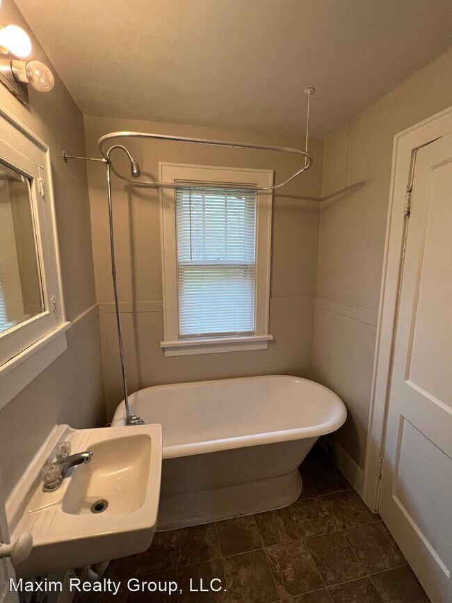 Foto del edificio - 1 br, 1 bath House - 4132 N 39th St.