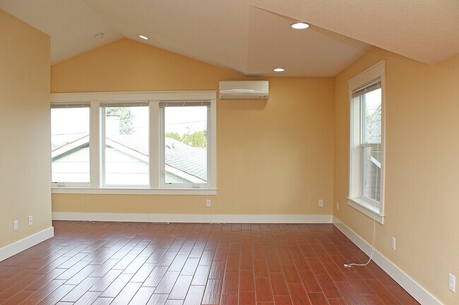 Foto del edificio - 3901 SE 49th Ave