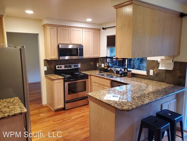 Foto del edificio - 4 br, 2.5 bath House - 19421 6th Ave South