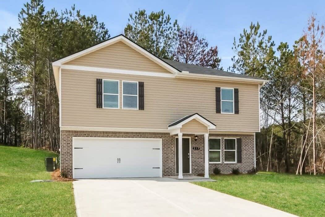 219 Sunbury Way House Rental in Covington, GA