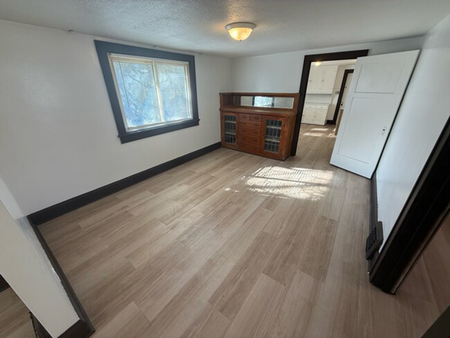 Foto del edificio - 3635 Dr. William Finlayson St