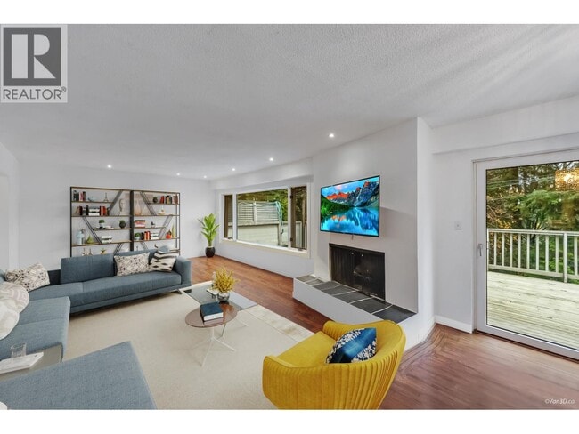 Building Photo - 6260 St Georges Ave