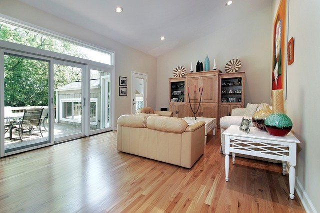 Building Photo - 1221 Lynn Terrace