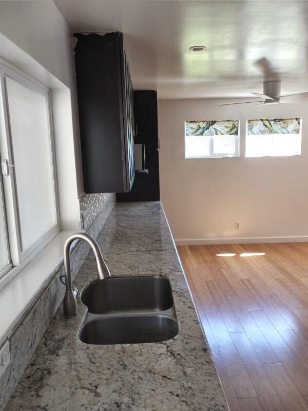 Building Photo - 370 Liholiho St