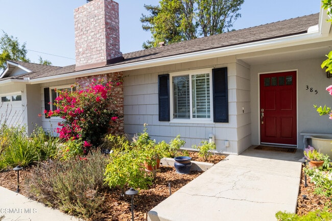 Building Photo - 385 Somerset Cir