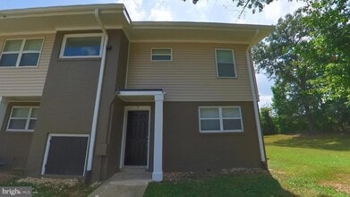 Building Photo - 2050 Nike Dr