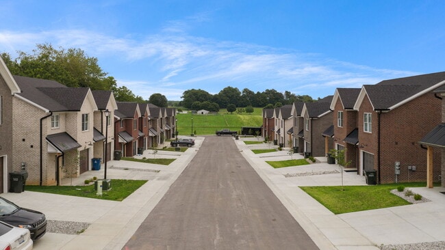 Building Photo - Ridge Pointe Duplexes