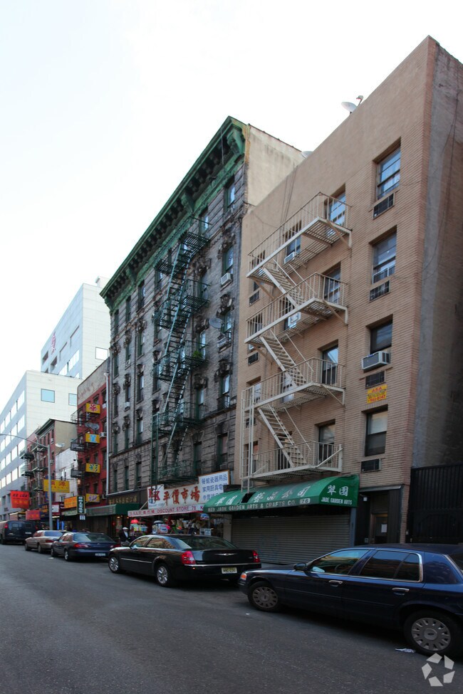 7880 Mulberry St, New York, NY 10013 Apartments New York, NY